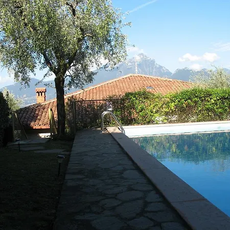 Patrizia Villa Torri del Benaco