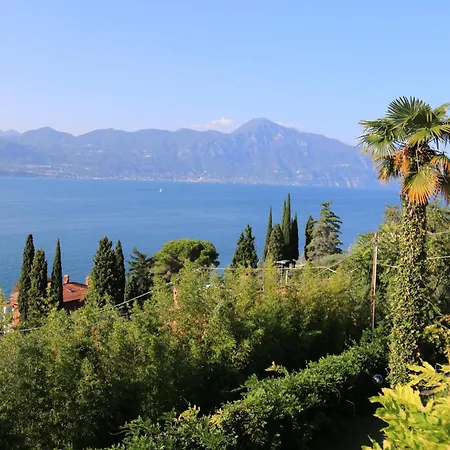 ヴィラ Patrizia *