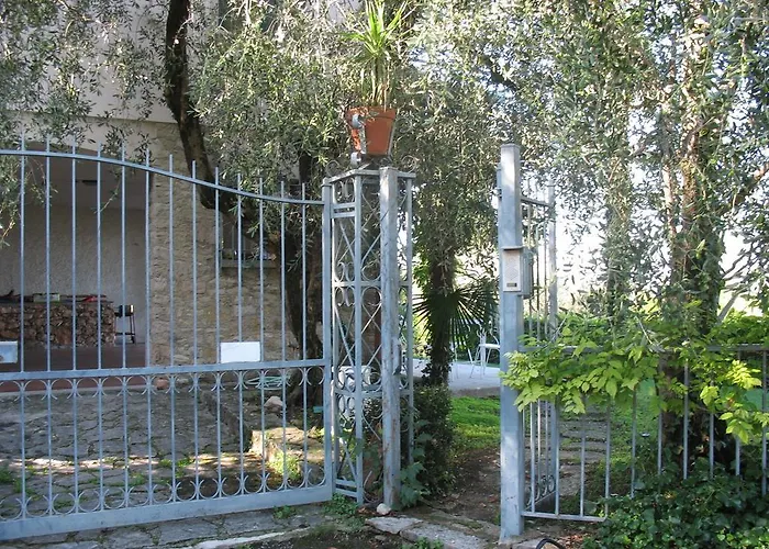 Willa Patrizia Torri Del Benaco